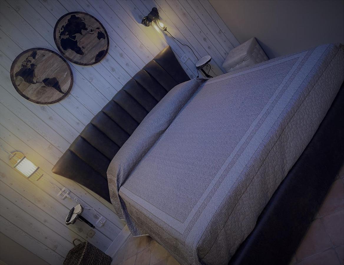 Don Gil Chic Hotel โปลีญาโนอามาเร ภายนอก รูปภาพ
